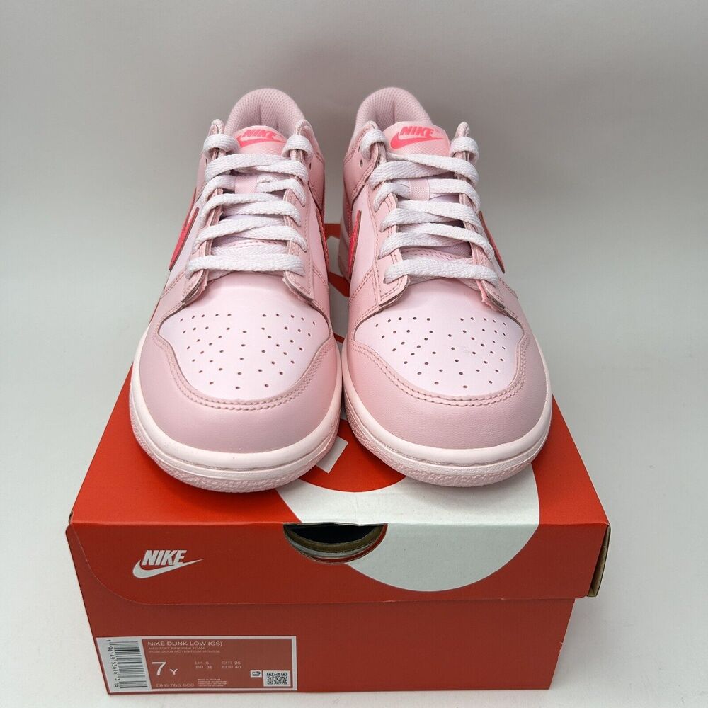 Nike Dunk Low GS “Triple Pink/Pink Panther” 2023 - Picture 2 of 4